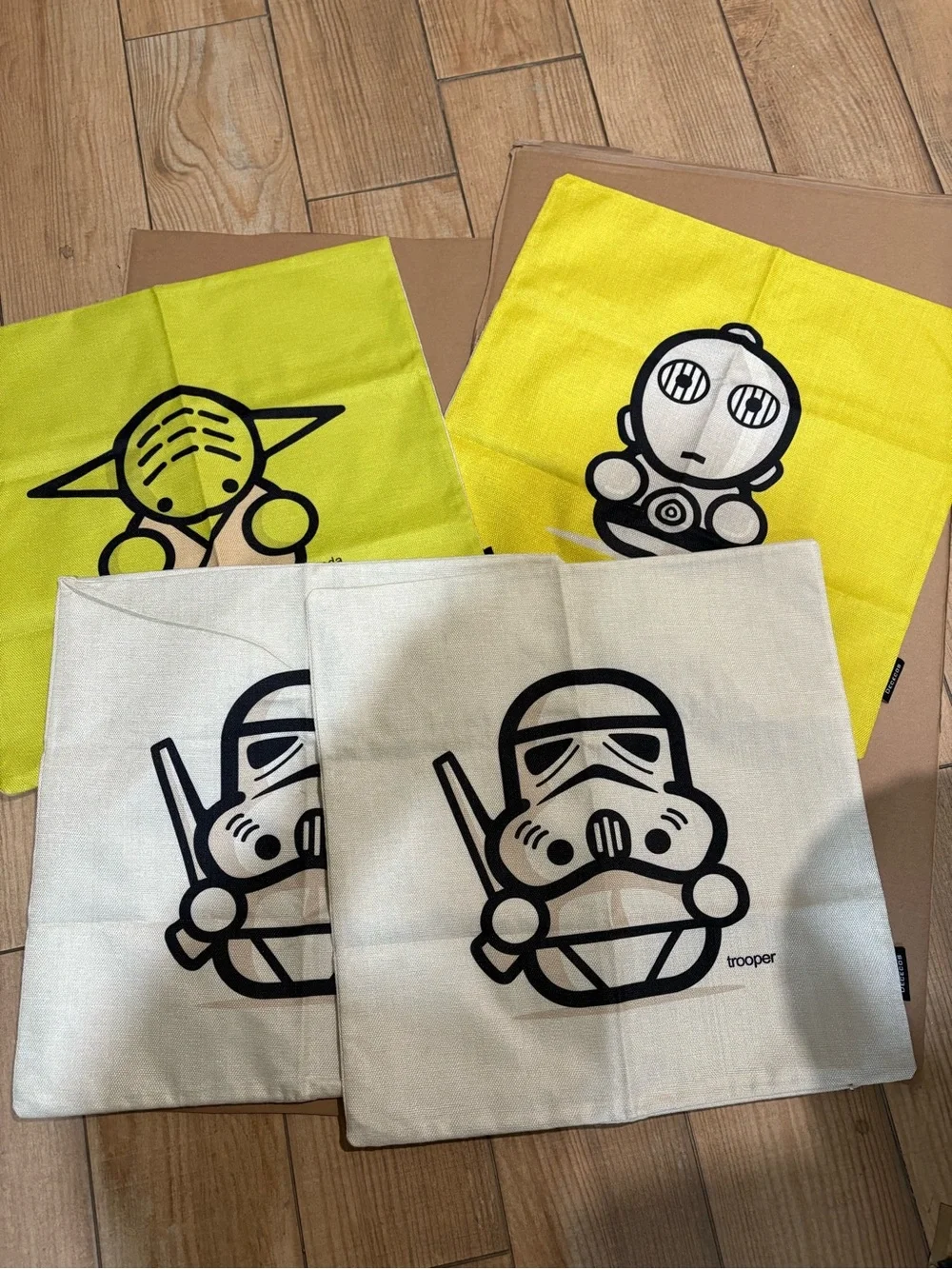 Star Wars Kids Bibs Set — Yellow & Cream Character Prints